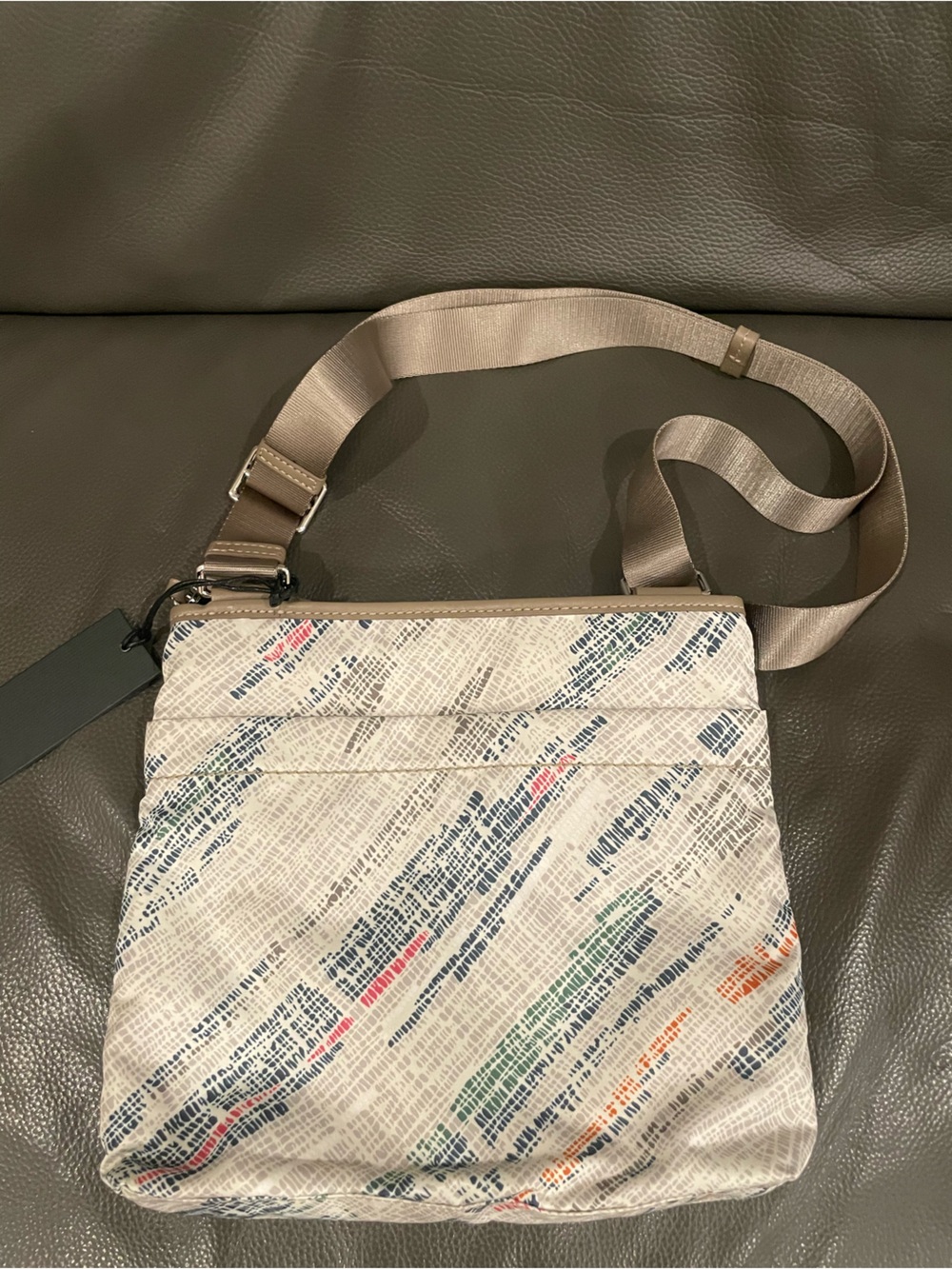 NWT TUMI Capri Crossbody Messenger Bag - Picture 2 of 8